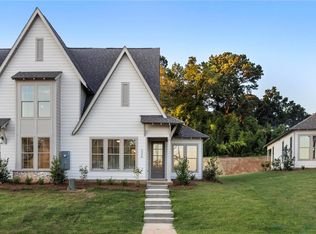 124 Bottle Way, Auburn, AL 36830