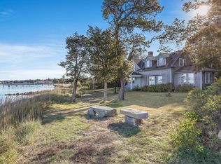 140 Wings Neck Rd, Pocasset, MA 02559