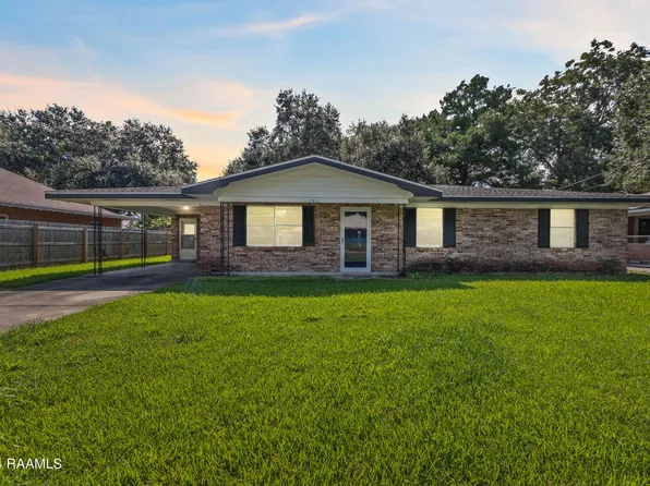 1511 Elm St, New Iberia, LA 70560