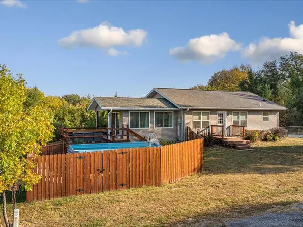 2912 Light Breeze Ln, Missouri Valley, IA 51555