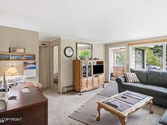 5th image of 1568 G St
