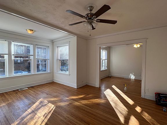 3rd image of 4920 N Glenwood Ave APT 1