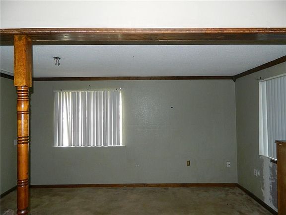 5th image of 6690 Oaklane Dr