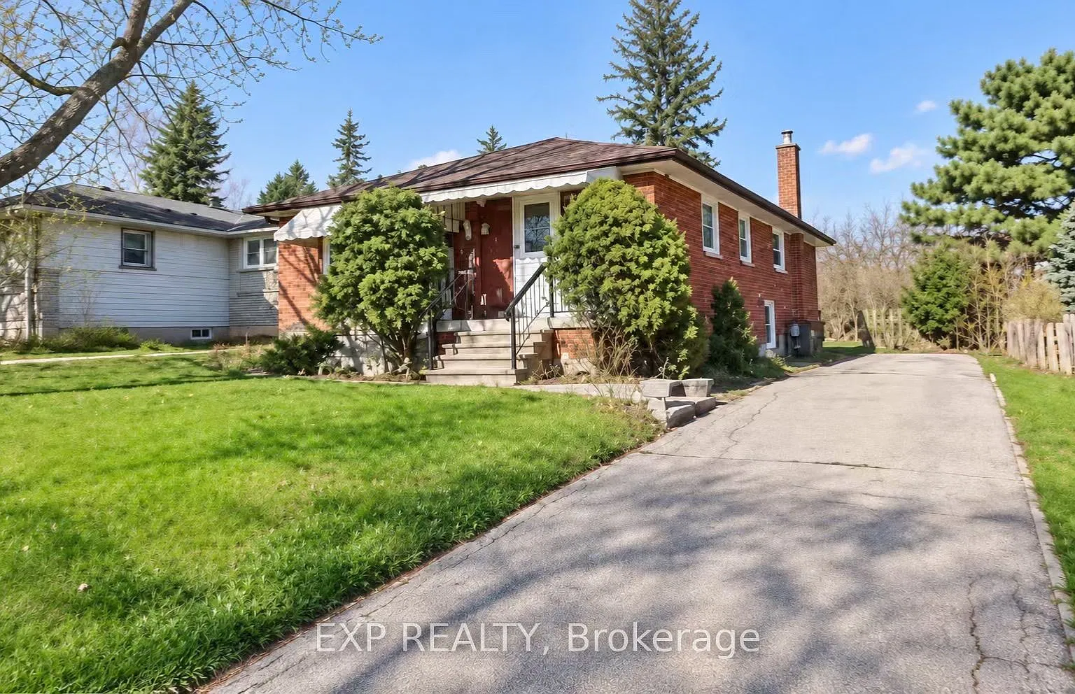 3 bed, $2,400 — Photo 2