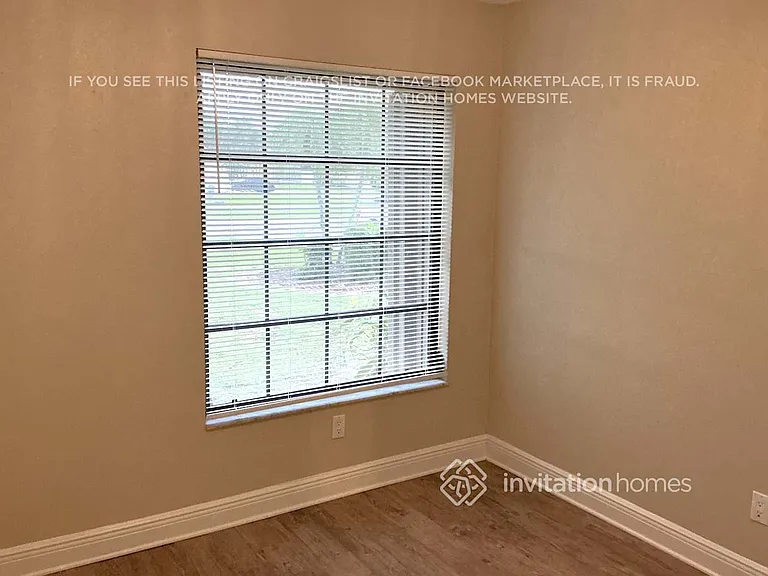 2212 Viscaya Pkwy — Photo 11