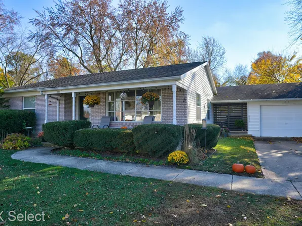 153 Bevins St, Holly, MI 48442