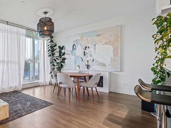 5th image of 652 Whiting Way #504