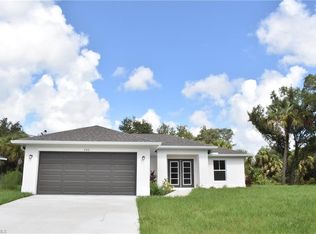 2863 Vineyard Cir, North Port, FL 34288