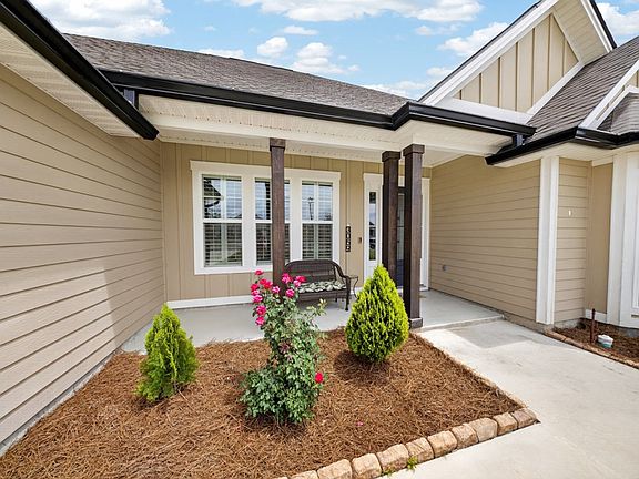 4th image of 3059 Reynolda Dr