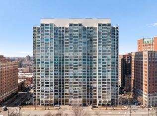 3200 N Lake Shore Dr APT 702, Chicago, IL 60657