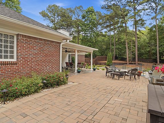 4th image of 13 Wildwood Plantation Ln