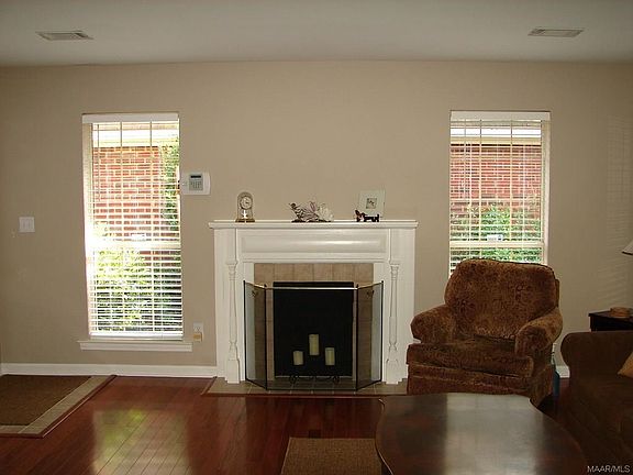 4th image of 1648 Meadow Oak Ct