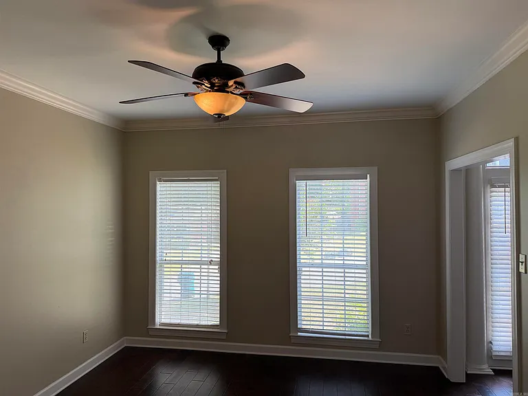 4 Bordeaux Ct — Photo 4