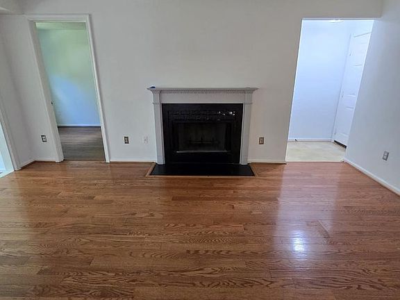 5th image of 9210 Caspian Way APT 201
