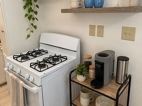 4th image of 7849 W Manchester Ave #4