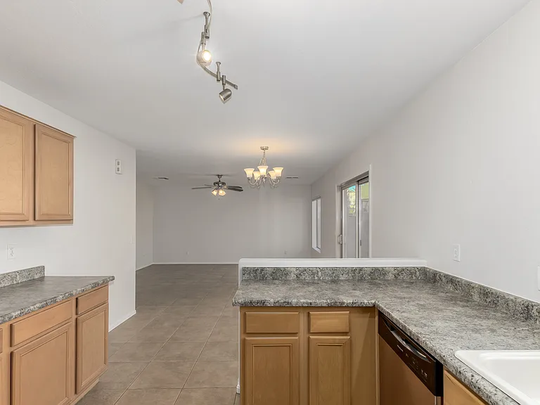 17840 W Calavar Rd — Photo 18