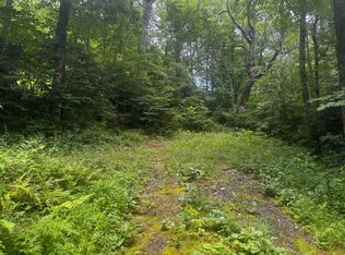 Gingercake Rd, Newland, NC 28657