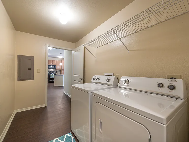 Overture Ridgmar 55+ Apartment Homes — Photo 31