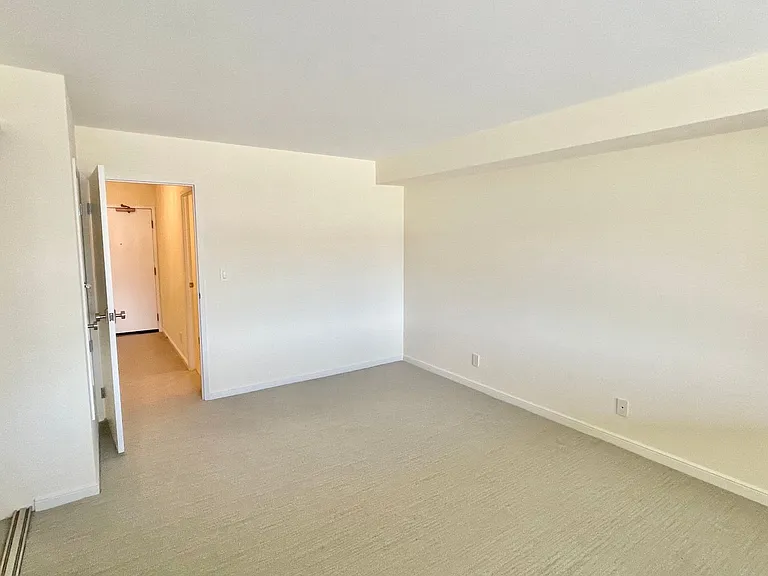 1177 California St #1132 — Photo 27