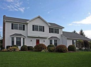 1463 Fallen Leaf Ter, Webster, NY 14580