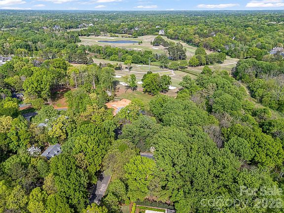4th image of 6121 Bentway Dr