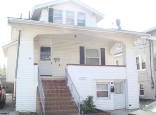 10 S Baton Rouge Ave, Ventnor, NJ 08406