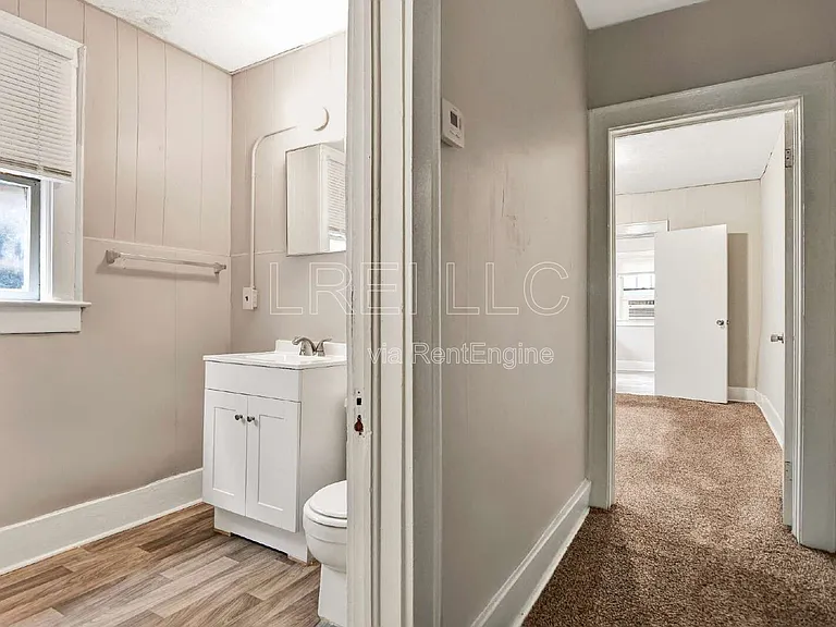 2513 Date St #2 — Photo 4