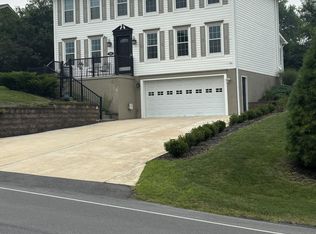 984 Newry Ln, Duncansville, PA 16635