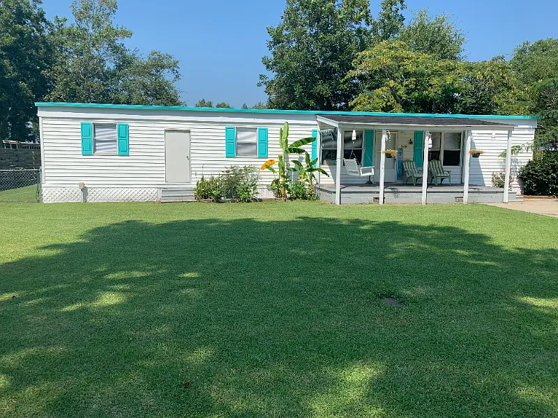 549 W Beaufort Rd