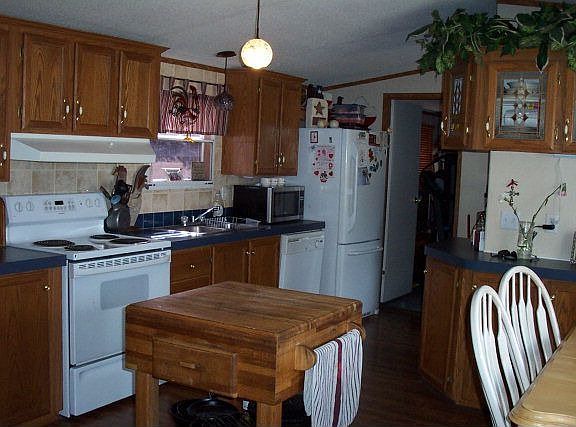 5th image of 194 Hollybrook Dr