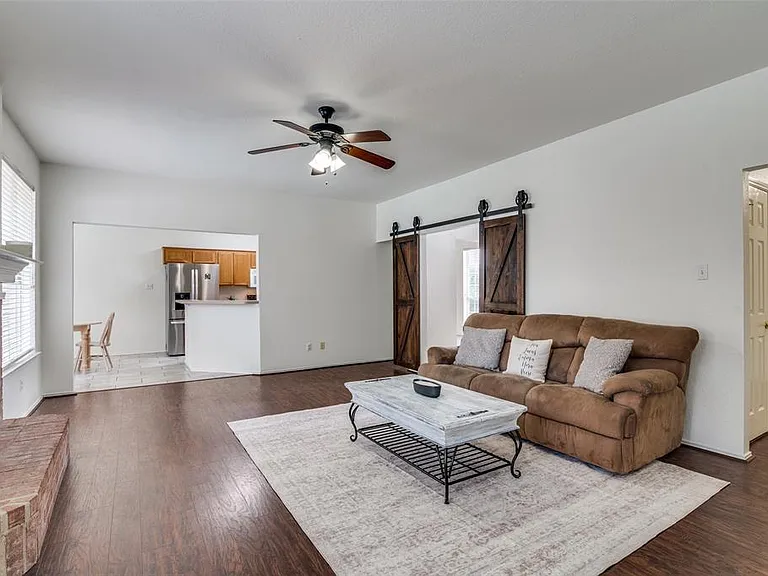 3605 Potomac Dr — Photo 13