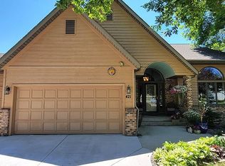 421 Butternut Ln SE, Saint Michael, MN 55376