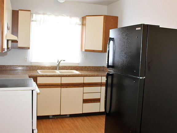 2nd image of 2219 Humphrey St #2219
