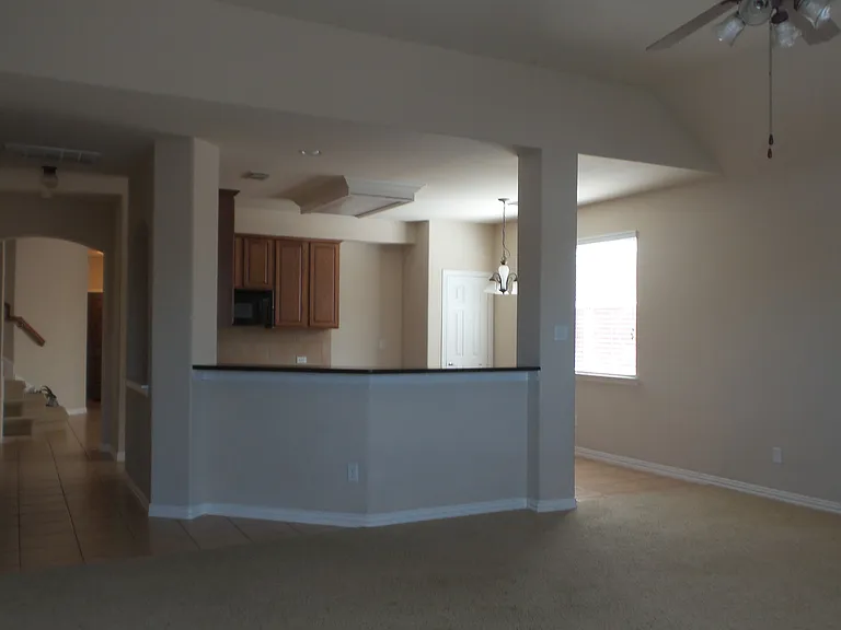 7105 Sugarplum Dr — Photo 14