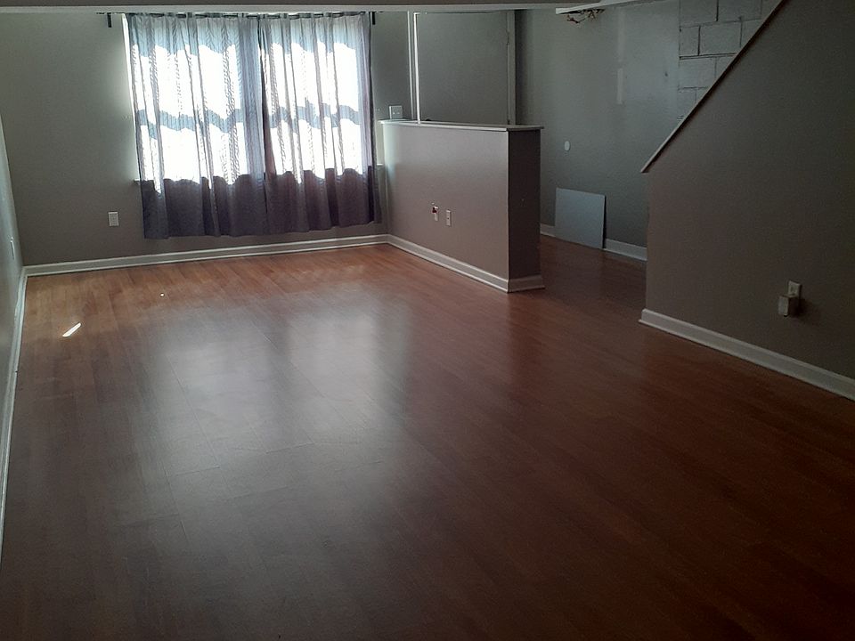 Lower level