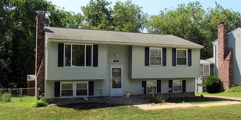 1st image of 2980 Amy Dr