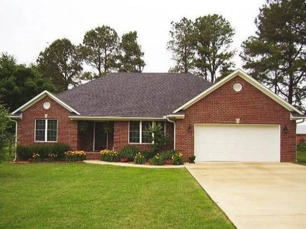 108 Brundige St, Martin, TN 38237