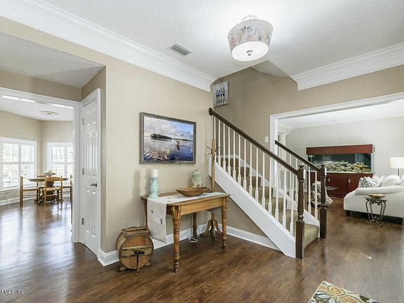 5th image of 1126 Seawood Dr