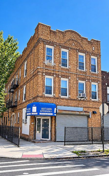 1st image of 64 Lott Ave