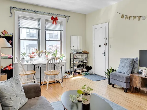 6 Bellvista Rd APT 3, Brighton, MA 02135