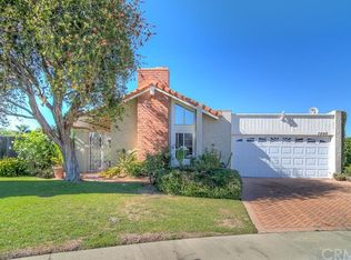 1092 Santa Cruz Cir, Costa Mesa, CA 92626