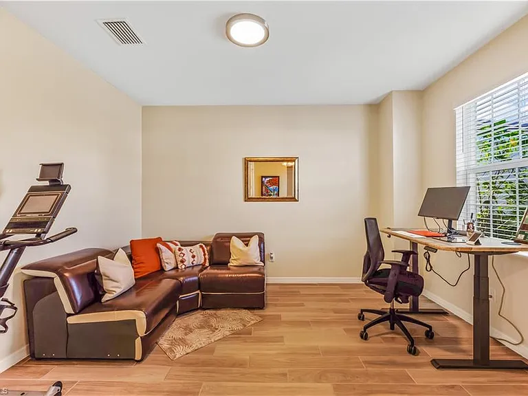 43080 Boardwalk Loop — Photo 18