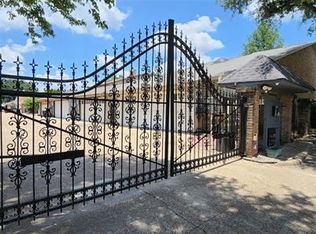 2637 Village Ln, Bossier City, LA 71112