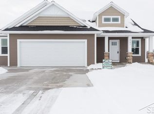 5791 S Stone Briar, Tittabawassee Township, MI 48623