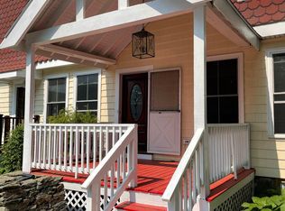 12 March Ter, West Roxbury, MA 02132