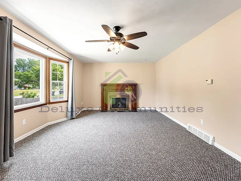 1244 Katrina Dr SE — Photo 15