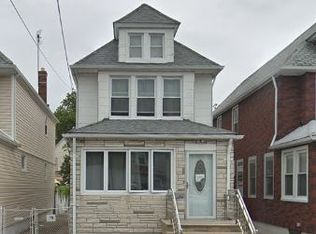 13048 120th St, South Ozone Park, NY 11420