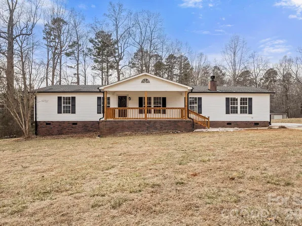 1003 Wesbrooke Ct, Bessemer City, NC 28016