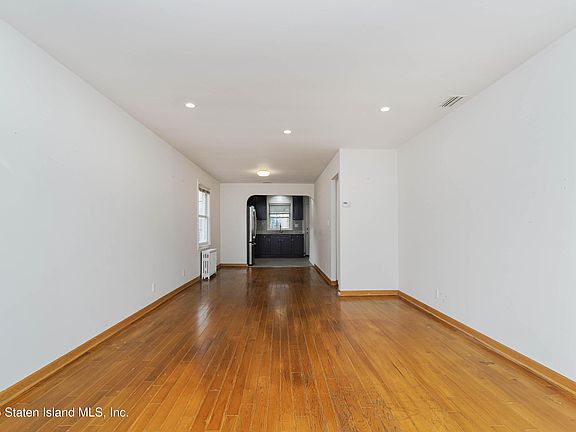 5th image of 119 Sturges St