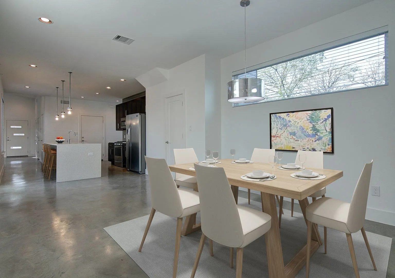 Ut Pre-Lease: 2014 Construction, 6 Bed / 3.5 Bath Home With Modern Amenities, Great Location — Photo 4